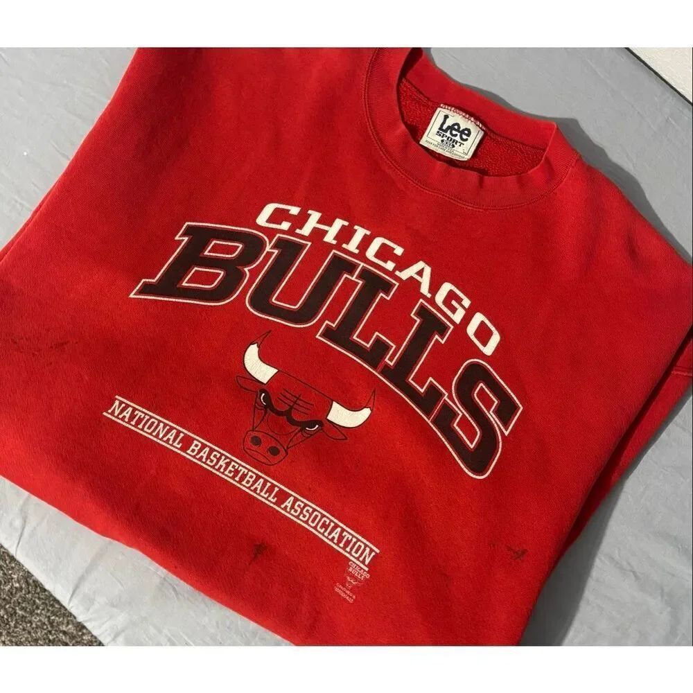 Vintage Lee Sport Chicago Bulls NBA Red Sweatshirt Crewneck Mens XXL FLAWS